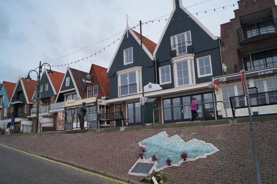 Marina Volendam
