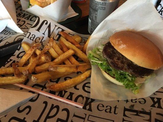 Burger 'n Shake