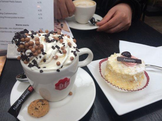 Douwe Egberts Cafe